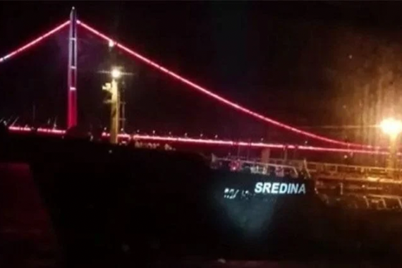 Alarm verildi! İstanbul Boğazı trafiğe kapatıldı!