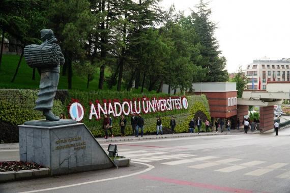 Anadolu Üniversitesi'nin ikinci üniversite kayıtları başlıyor!