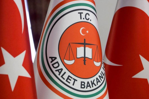 Bakan Tunç duyurdu! Hukuk mesleklerine girişte sınav dönemi!