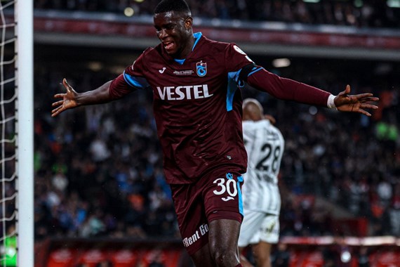 Trabzon’a vermediler, kulübeye hapsettiler! Onuachu Premier Lig'de formayı unuttu