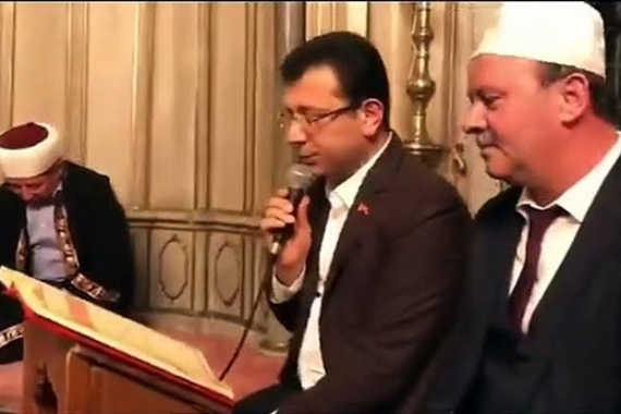 ekrem-imamoglu-o-cemaatte-yetismis-fotograflar-ortaya-sacildi.png