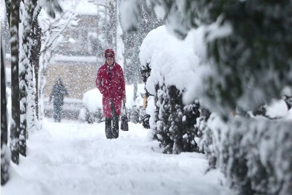 kis-geri-geldi-meteoroloji-il-il-uyardi.jpg